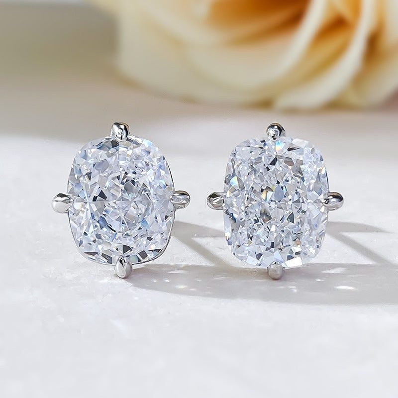 Aria Oval Moissanite Stud Earrings